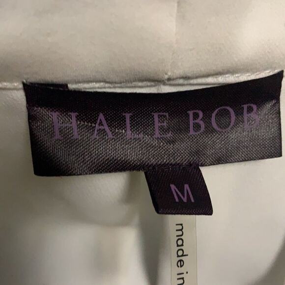 NWT HALE BOB ARMLESS WHITE STUDDED TOP SIZE M - Picture 4 of 6
